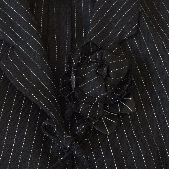 JM Originals 2 Piece Suit Set Pinstriped Jacket & Pants 5 Party Holiday NEW - Picture 4 of 9